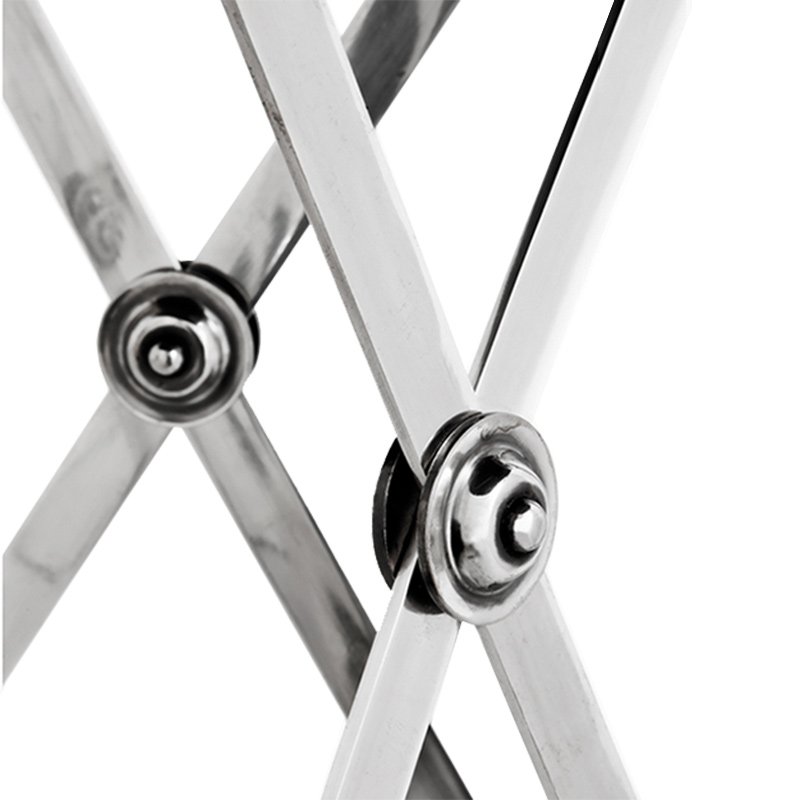 Кофейный столик круглый с фигурными ножками серебряный Belfort от Eichholtz EICHHOLTZ  242375 Хром  - Вид №2