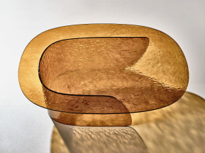 Стеклянный журнальный столик