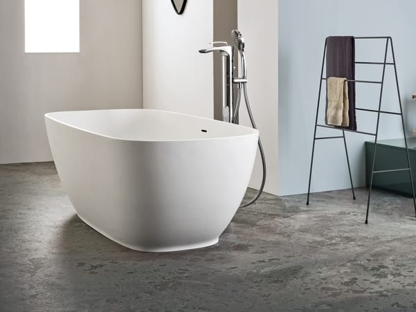 Овальная ванна в центре комнаты в Geablu ARBLU CATINO ARCH-00140381 - Вид №5