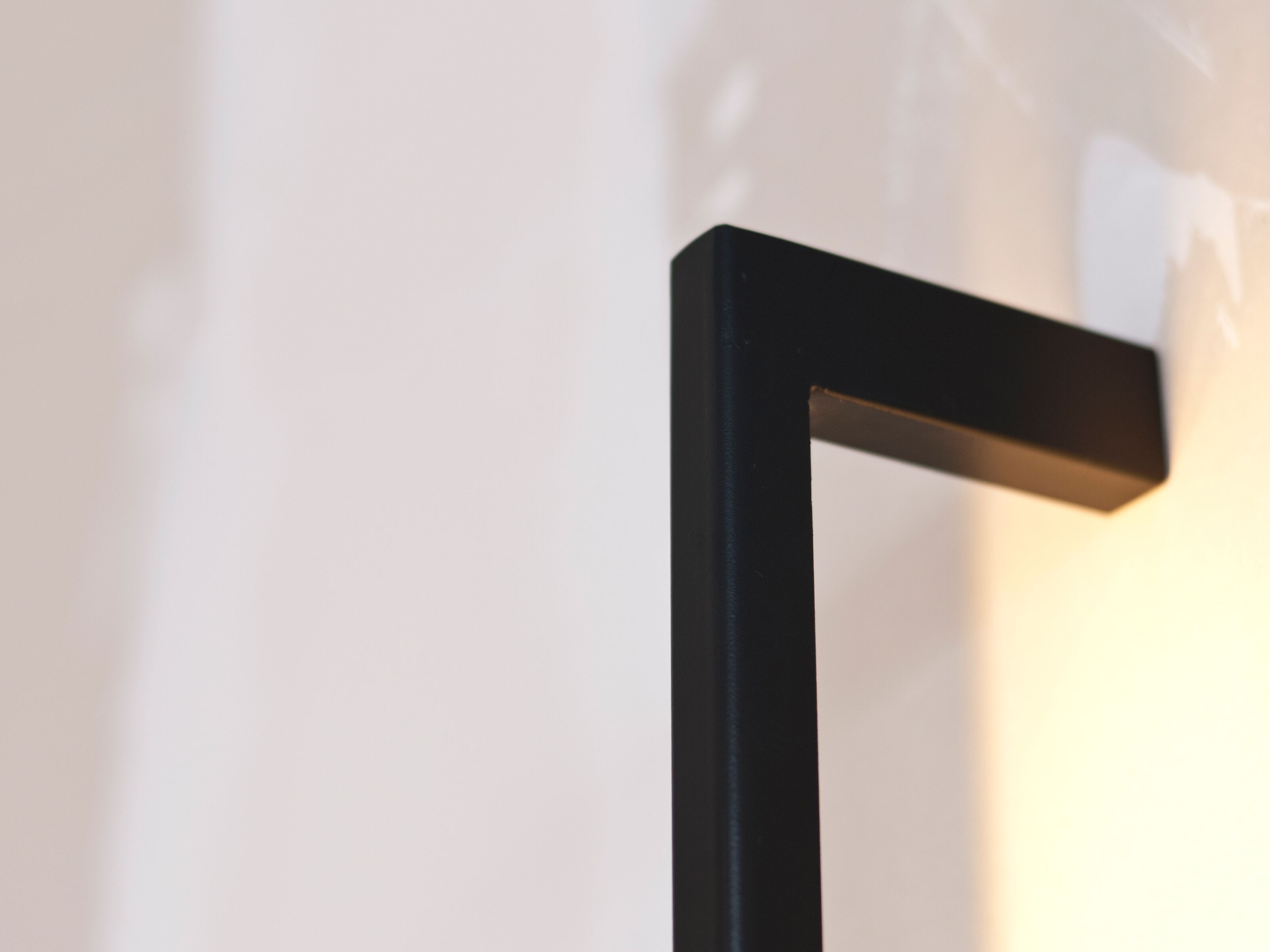 Железный светодиодный настенный светильник Renzo Serafini ручка ARCH-00044189 - Вид №2