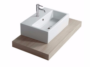 Деревянная столешница для умывальника