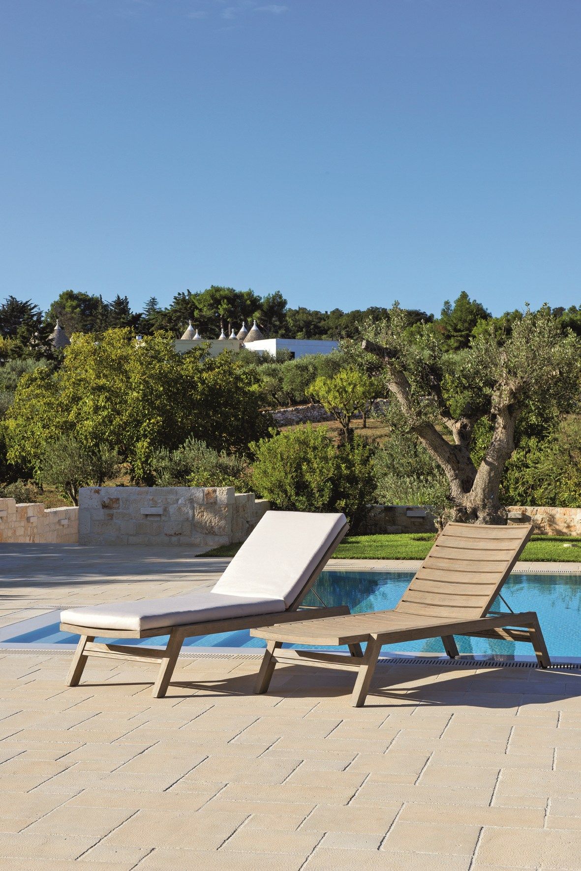 Садовая кровать с откидной спинкой из тикового дерева с колесами Ethimo Costes ARCH-00097028 - Вид №6