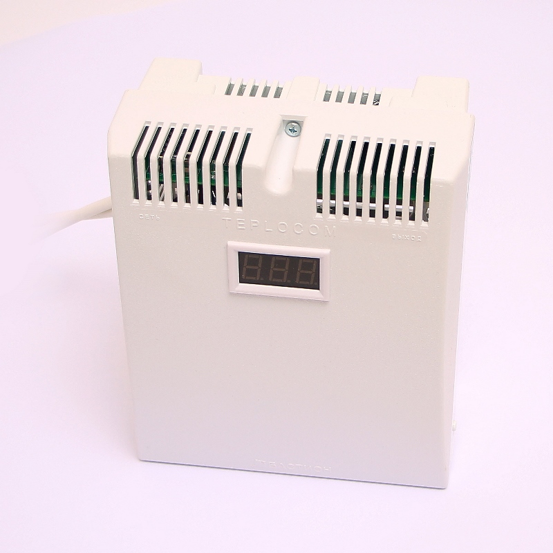 Стабилизатор сетевого напряжения TEPLOCOM БАСТИОН ST888-И 145-260 В с индикацией настенный TEPLOCOMST888I