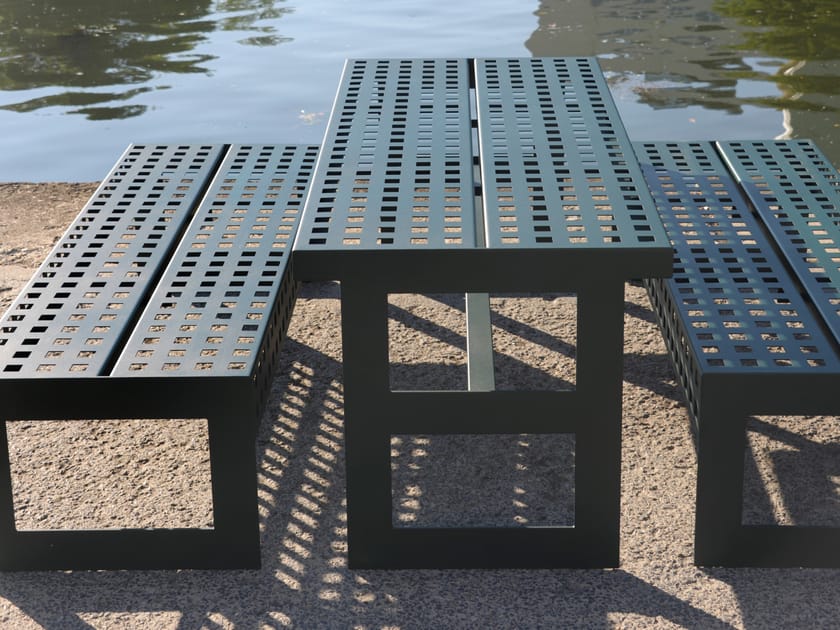 Прямоугольный стол из нержавеющей стали BENKERT BANKE Chalidor ARCH-00090695