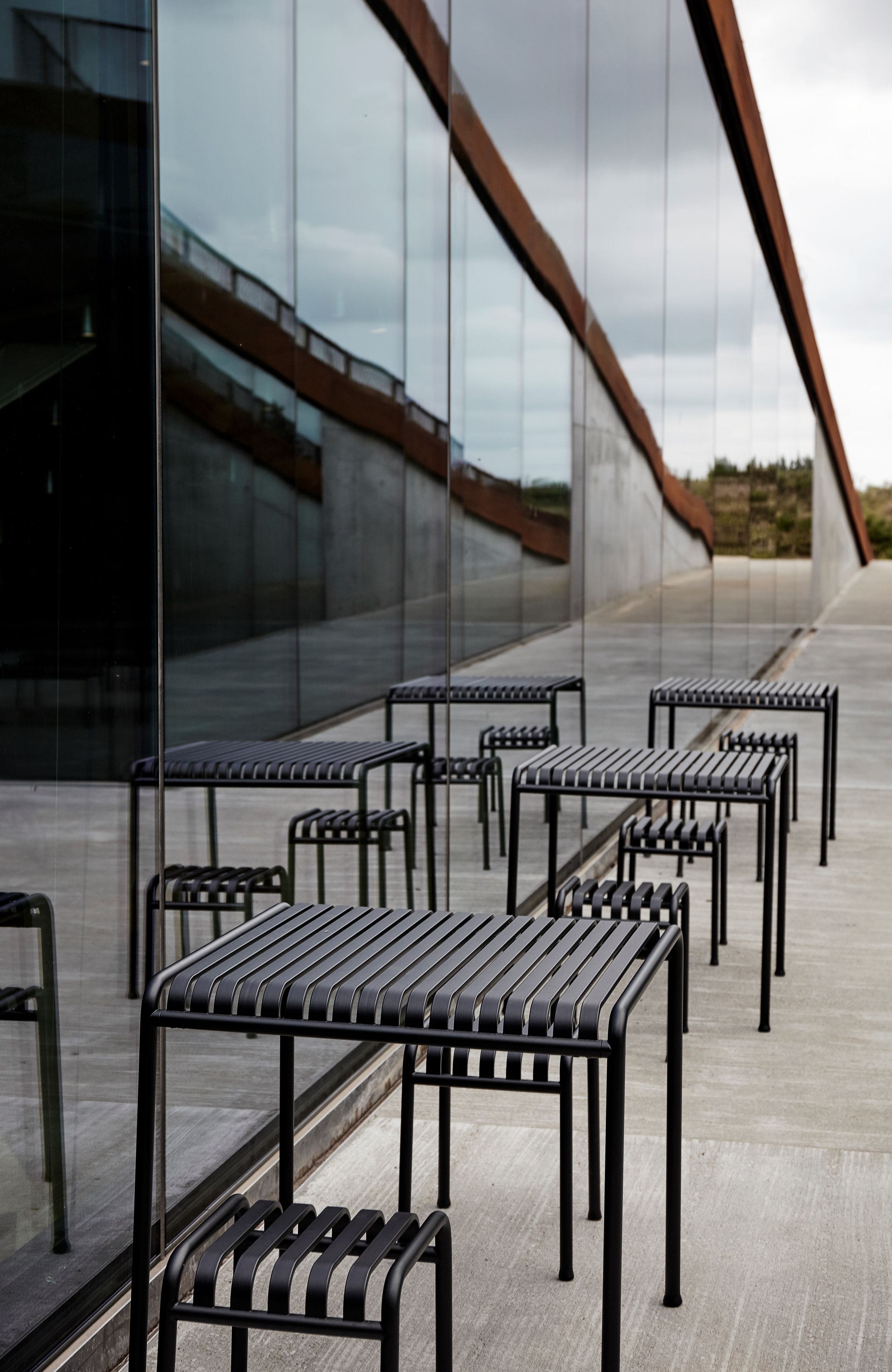 Стальной квадратный садовый стол Hay Палисад ARCH-00147561 - Вид №18