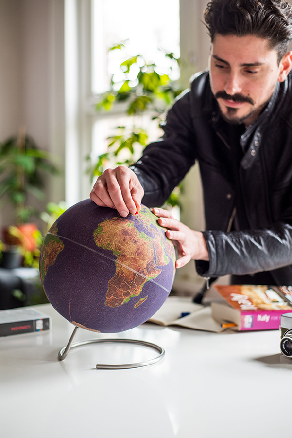 Глобус цветной Colour большой SUCK UK SKCORKGLOBE3 - Вид №9
