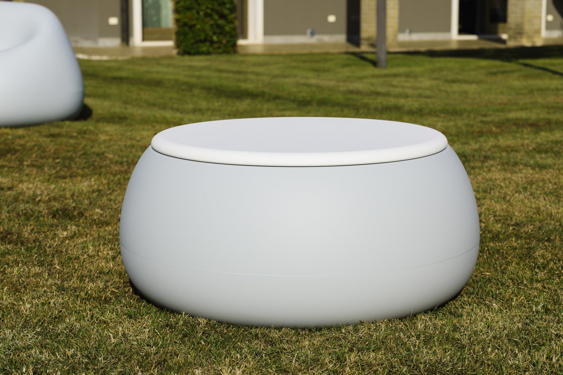 Журнальный столик из полиэтилена PLUST T Ball ARCH-00122215 - Вид №11