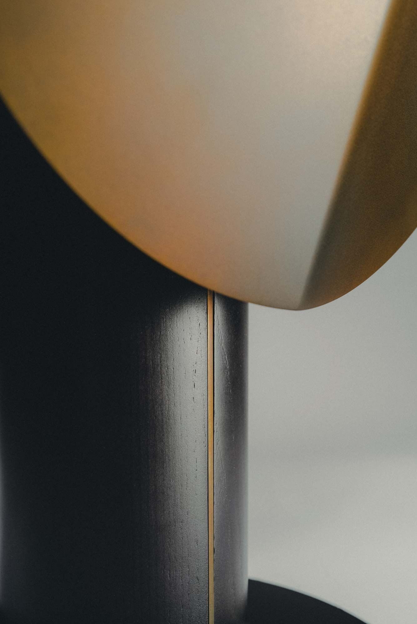 Настольная лампа с травлением железа ArmoniusLab FICUS ARCH-00014458 - Вид №3