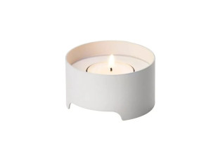 Железный подсвечник