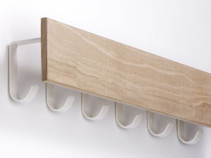 Алюминиевая настенная вешалка