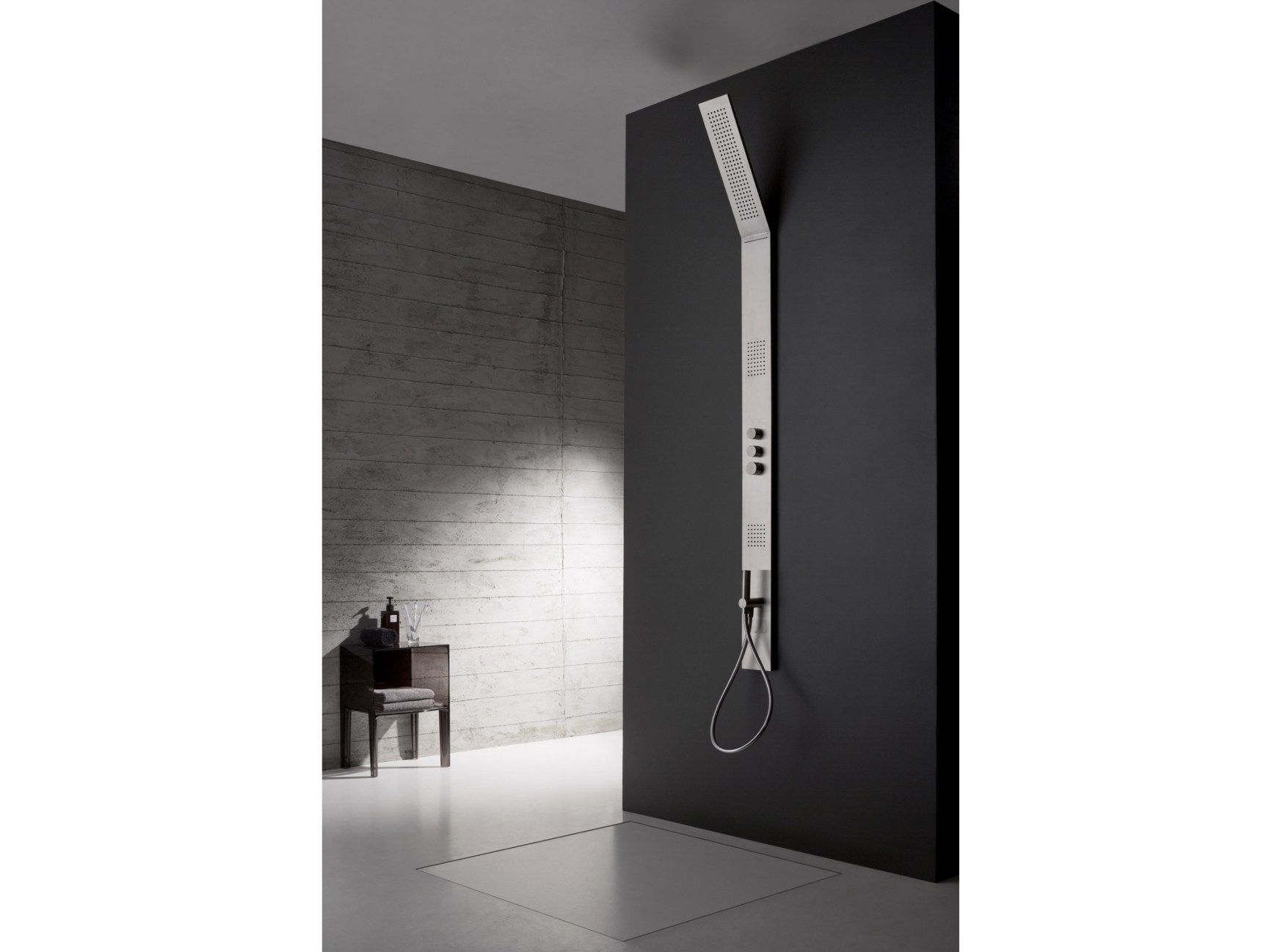 Термостатическая душевая колонна из нержавеющей стали Zazzeri косой ARCH-00018964