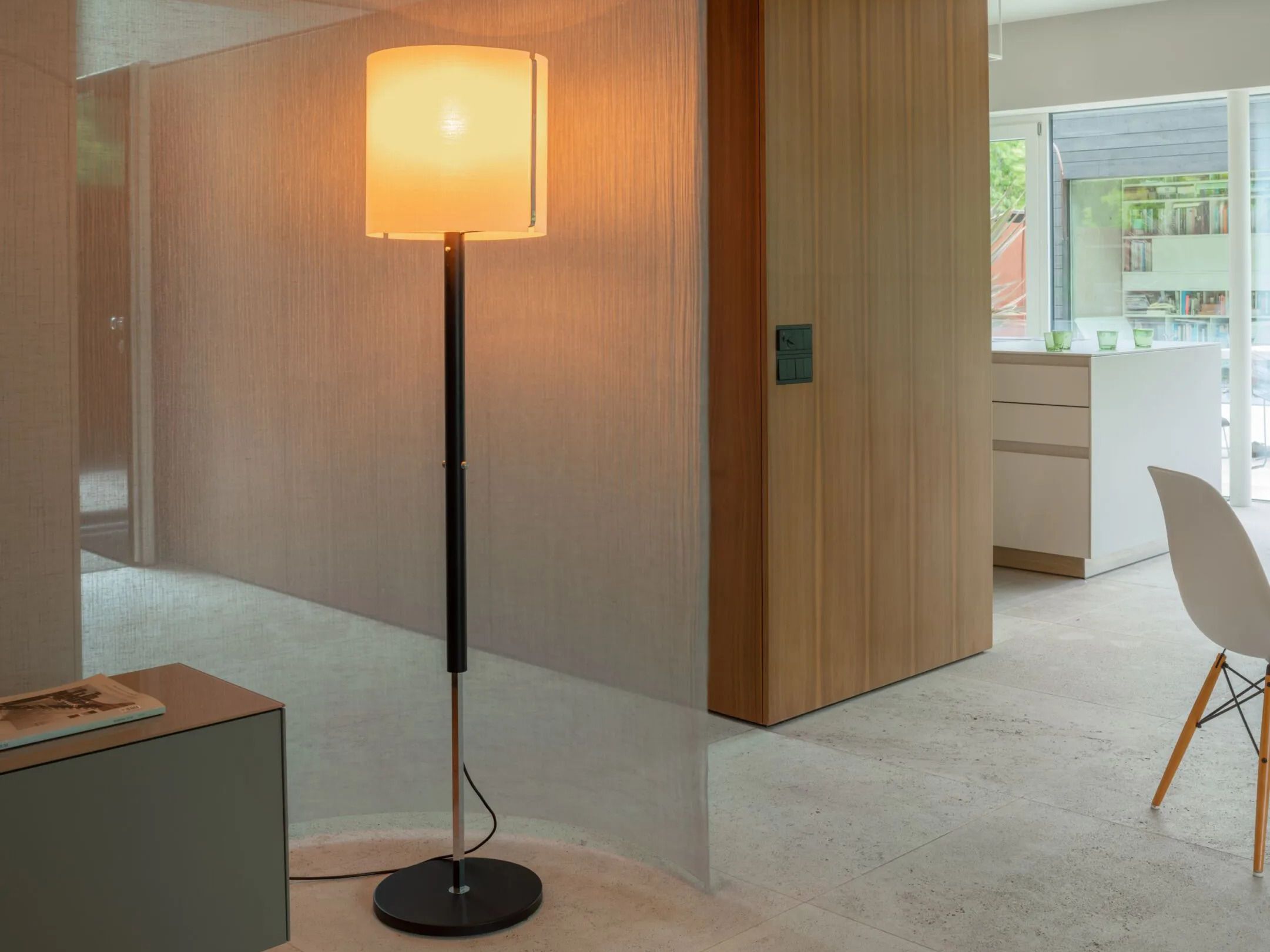 Алюминий и стекло регулируемая высота светодиодный торшер serien.lighting JONES ARCH-00021917 - Вид №3