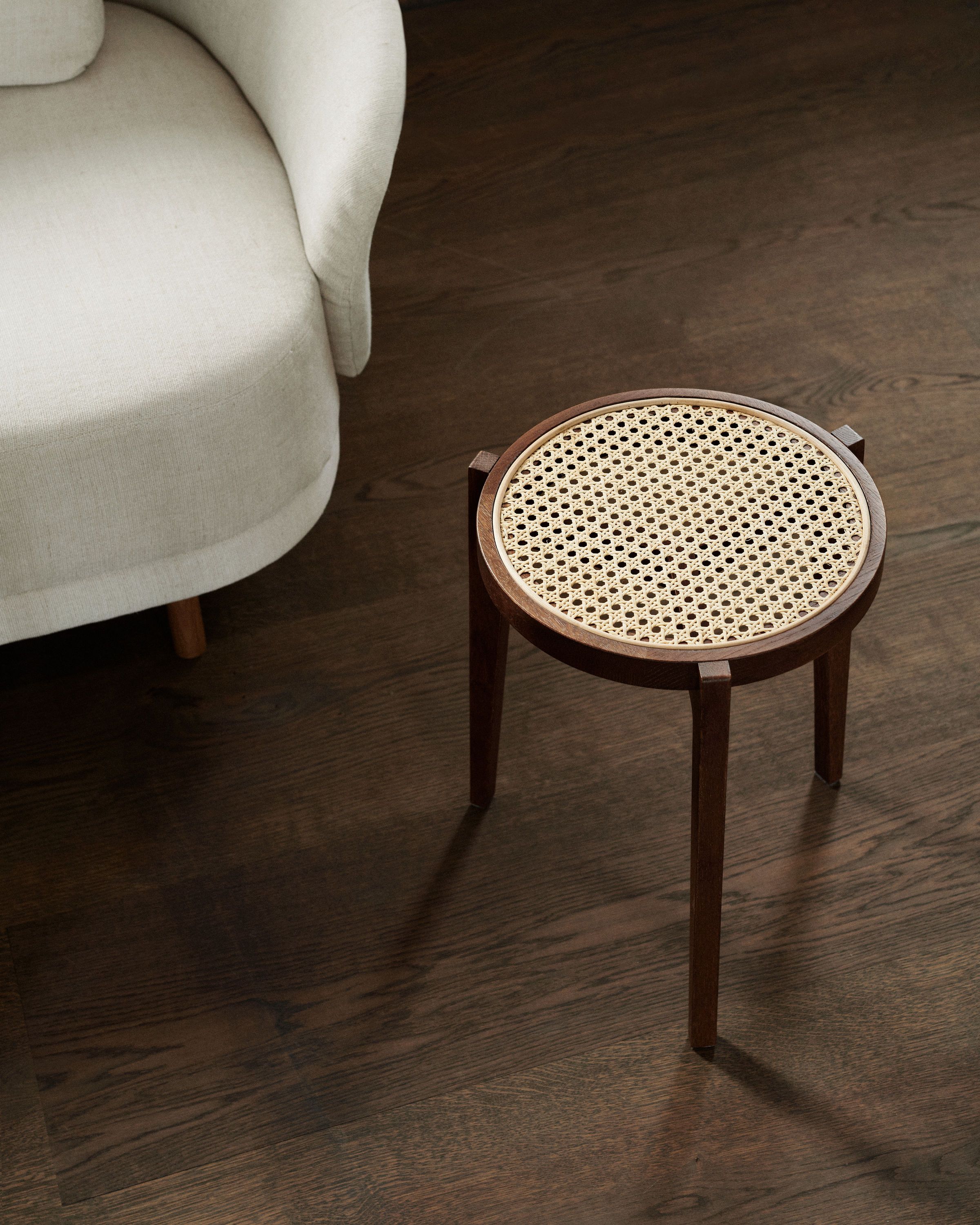 Штабелируемый стул из массива дуба и ротанга NORR11 Le Roi ARCH-00143212 - Вид №6