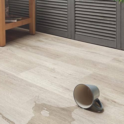 Виниловый ламинат Aquafloor RealWood Glue Af6031 Glue Дуб с брашью (Текстурированная) 1219,2х177,8 мм 1100100059 - Вид №1