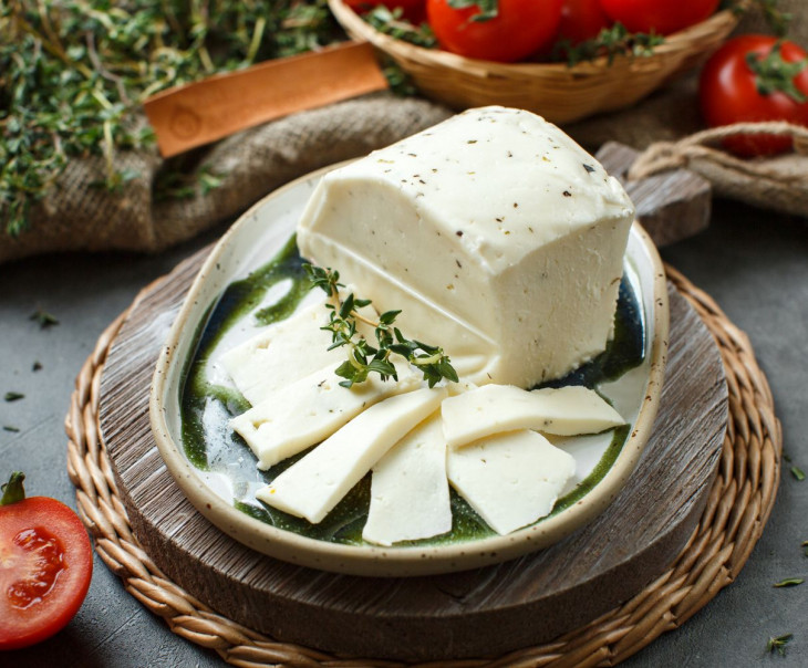 663 "Качотта" молодая с травами Вкусляндия  - Вид №1