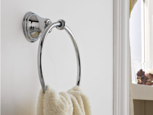 Держатель для полотенец с металлическим кольцом