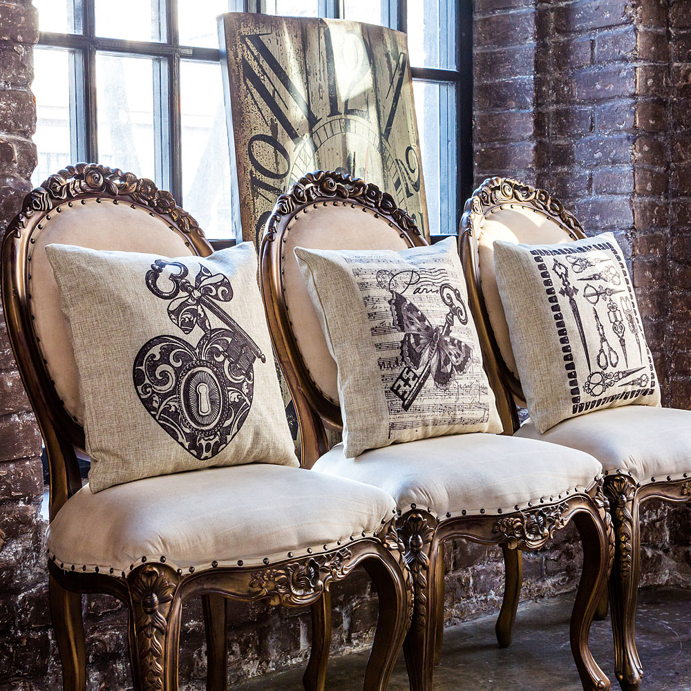 2718849 Интерьерная подушка «Старинная гравюра», версия 9 Object Desire  - Вид №1