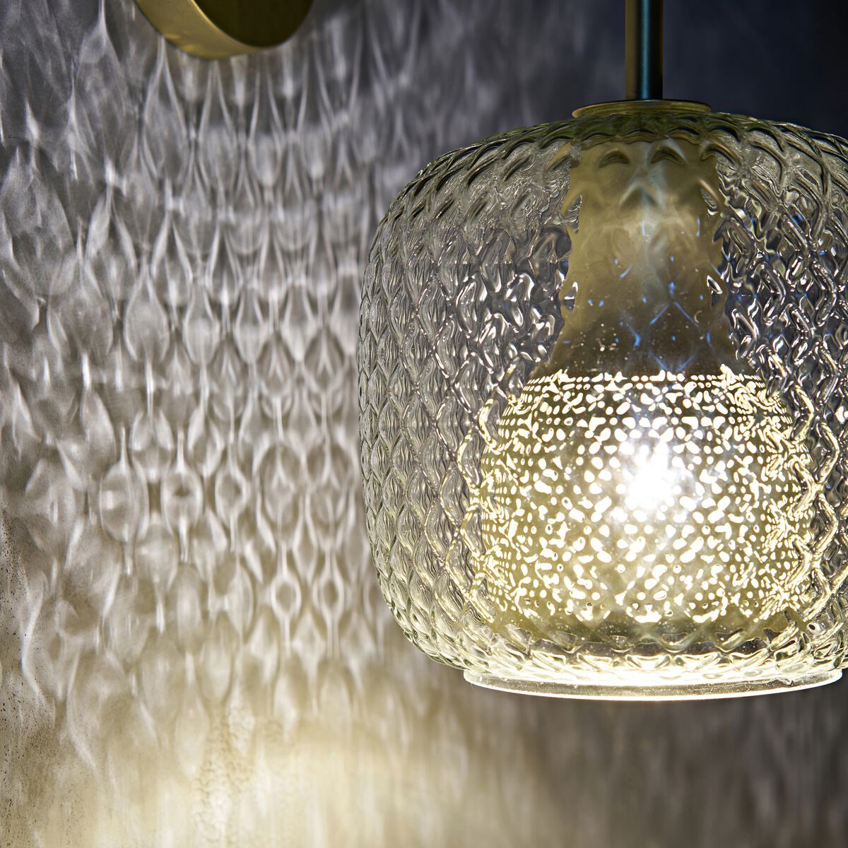 Стеклянный подвесной светильник AMPM Mistinguett ARCH-00080797 - Вид №3