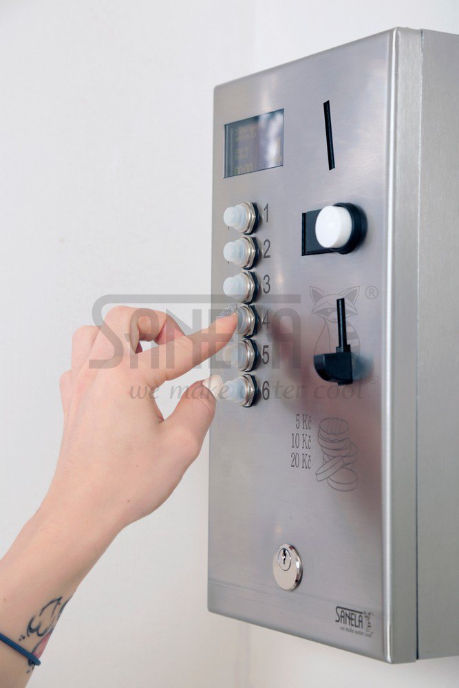 88021 Монетный и жетoнный автомат для 4 - 12 душей, прямое управление, выбoр душа автoматoм SANELA  - Вид №1