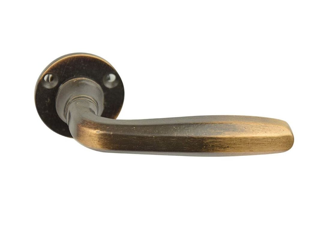 Бронзовая ручка на розетке GIARA ART DESIGN-BRONZE восьмиугольная ARCH-00127077