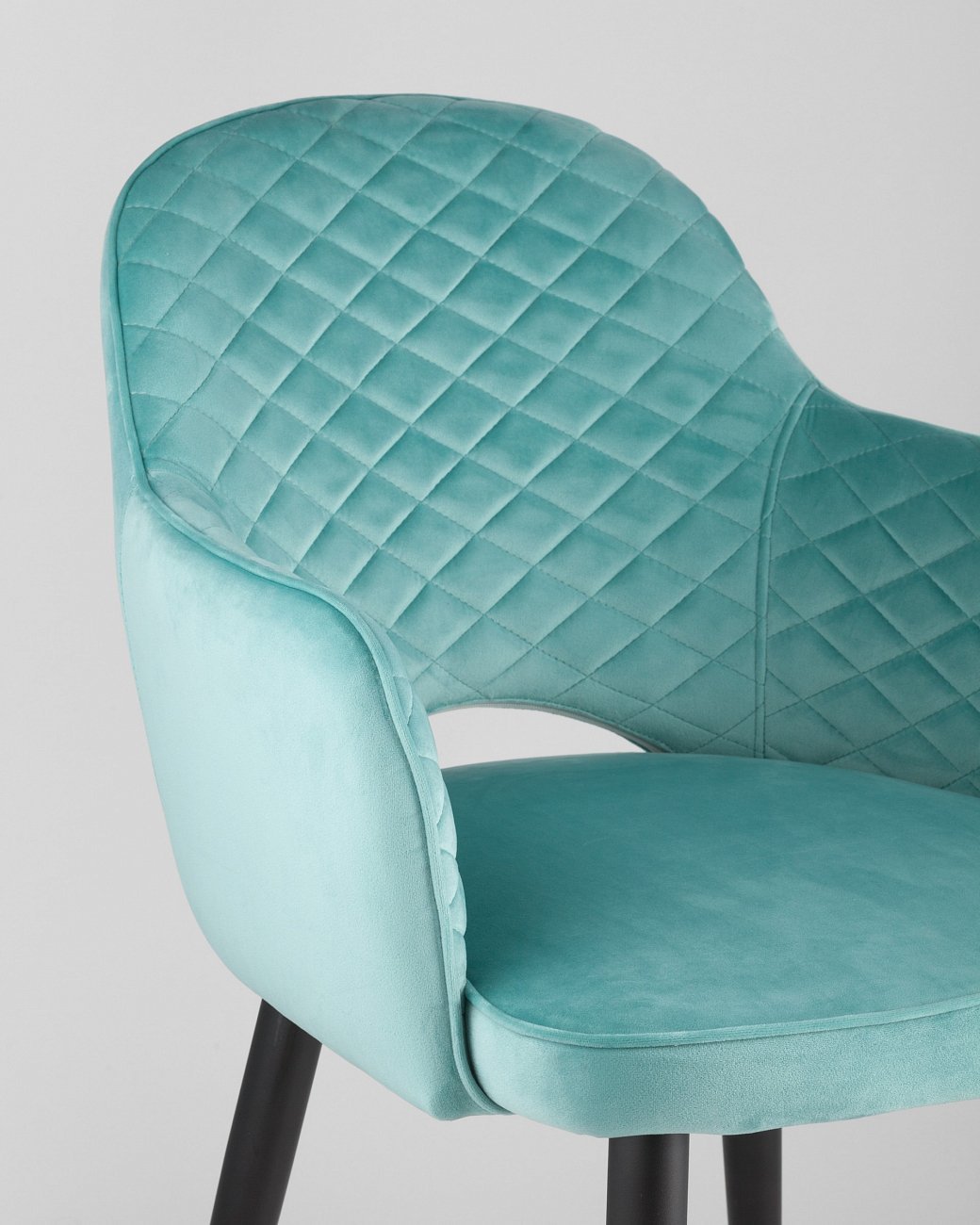 Стул с подлокотниками мягкий мятный с черными металлическими ножками "Венера диамант" STOOL GROUP ДИЗАЙНЕРСКИЕ 00-3881941 Голубой  - Вид №5