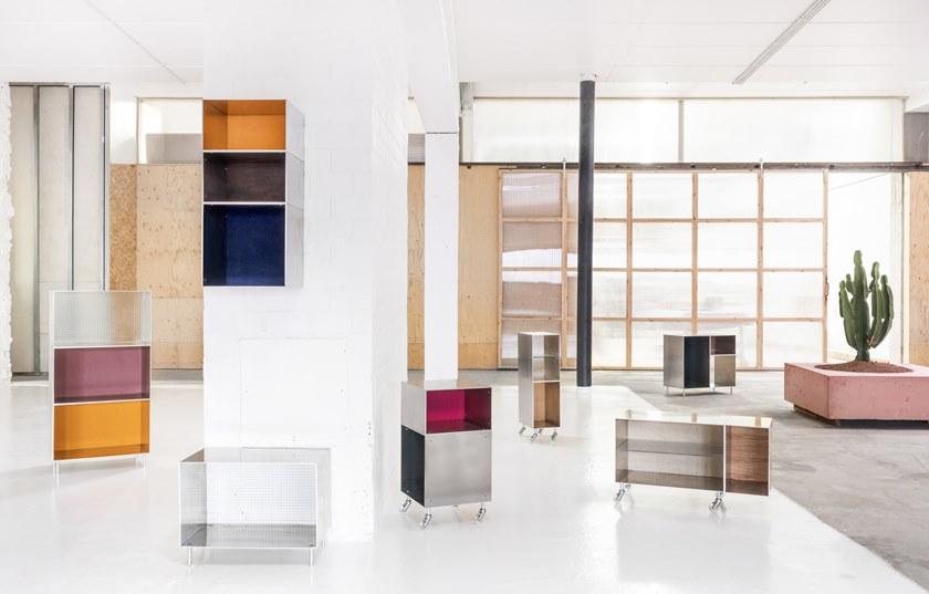 Atelier Belge Модульный открытый книжный шкаф из алюминия Totem sun-id-1478581 - Вид №10