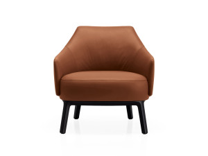 Кожаное кресло с подлокотниками