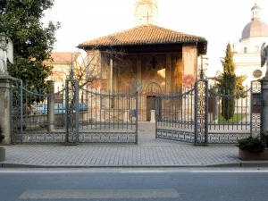 QUARTIERI LUIGI Железный забор