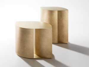 Металлический журнальный столик