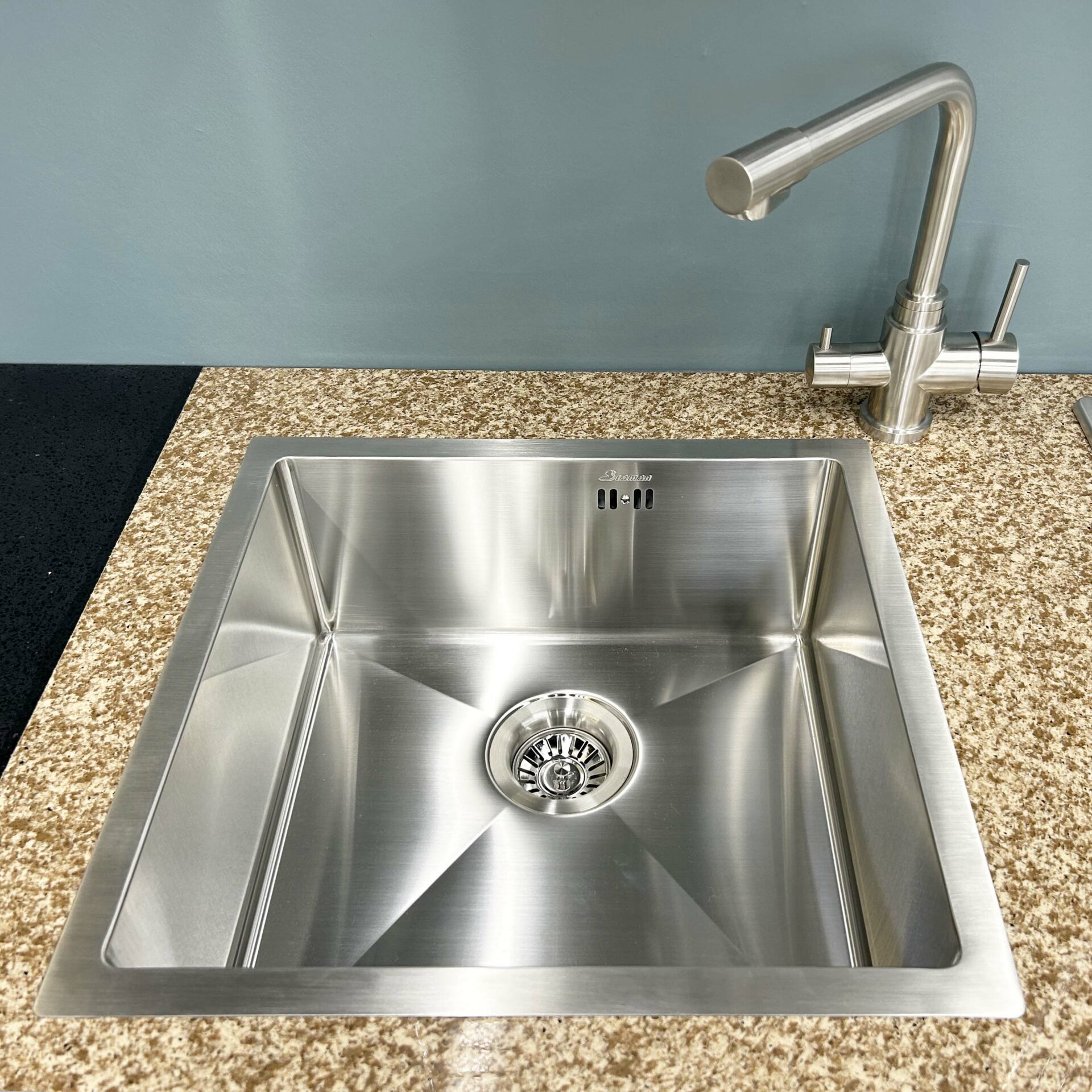 Кухонные мойки Eco Bremen SBO-4745.A SEAMAN  - Вид №1