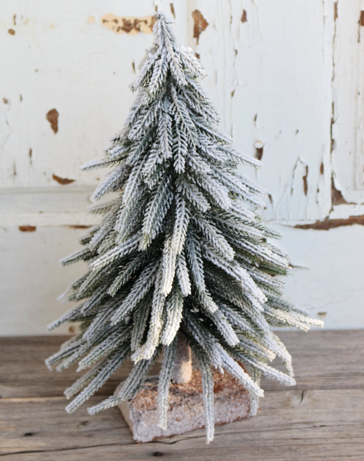 1047 807 a3 Искусственная елка со снегом, деревянная подставка, 34 см, зелено-белая H-andreas  - Вид №7