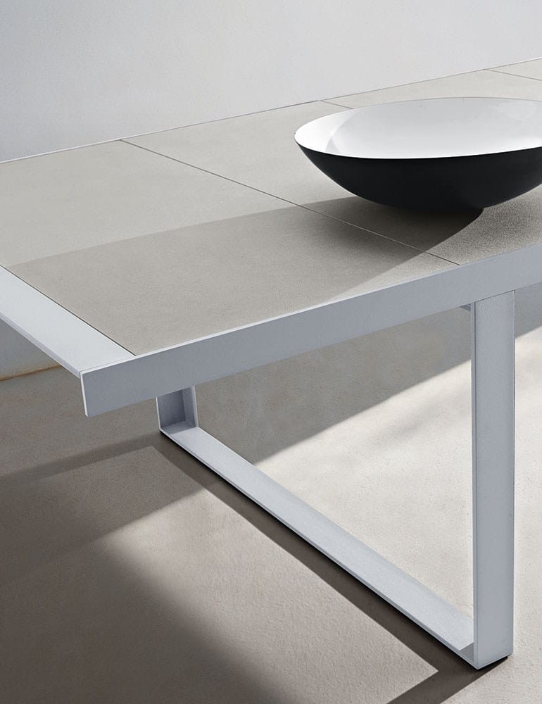 Садовый стол с керамогранитной столешницей B&B Italia Outdoor Canasta ' 13 ARCH-00122435 - Вид №2