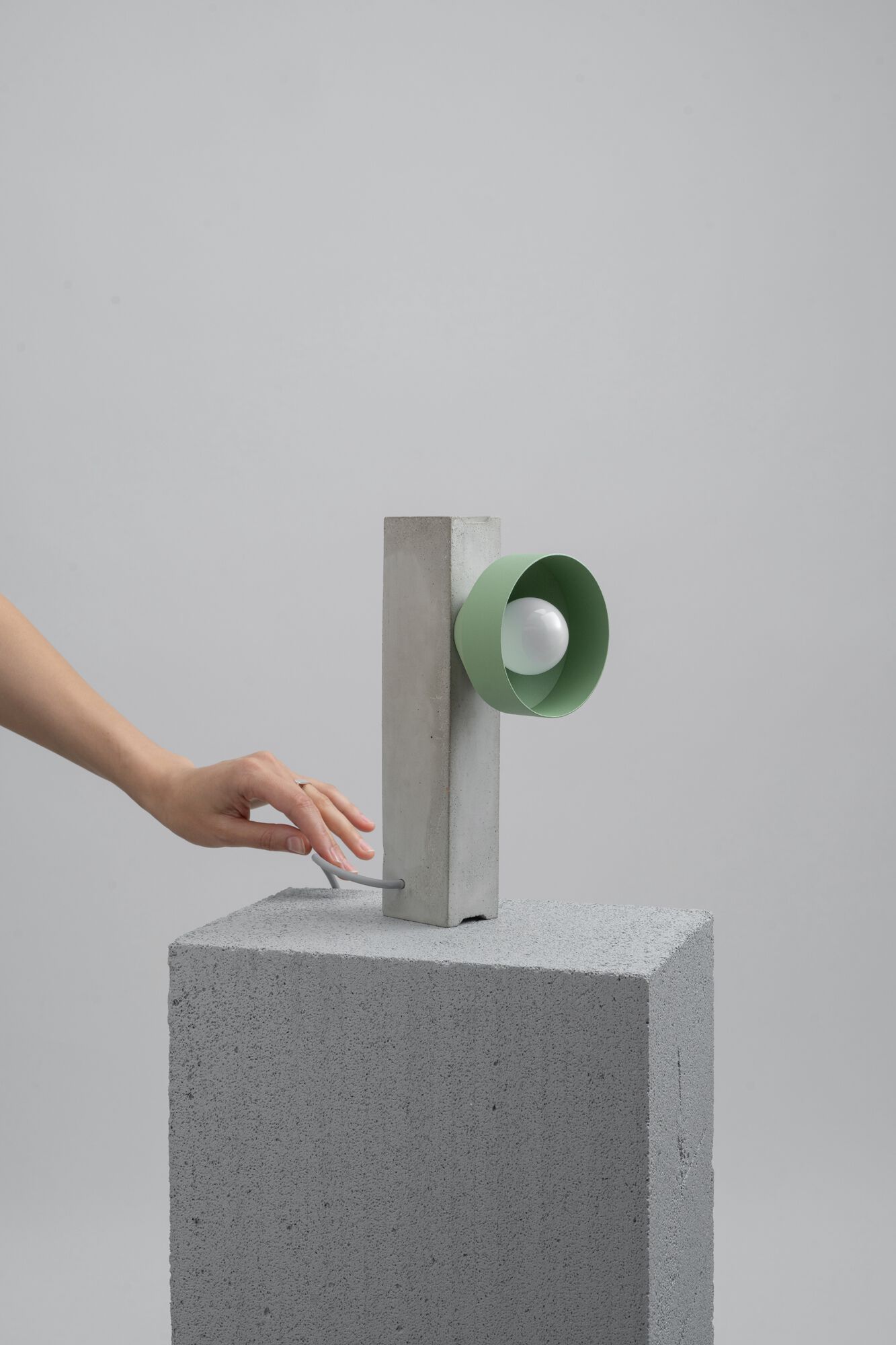 Настенный / настольный светильник из стали с порошковым покрытием и цемента +kouple блок ARCH-00141549 - Вид №10