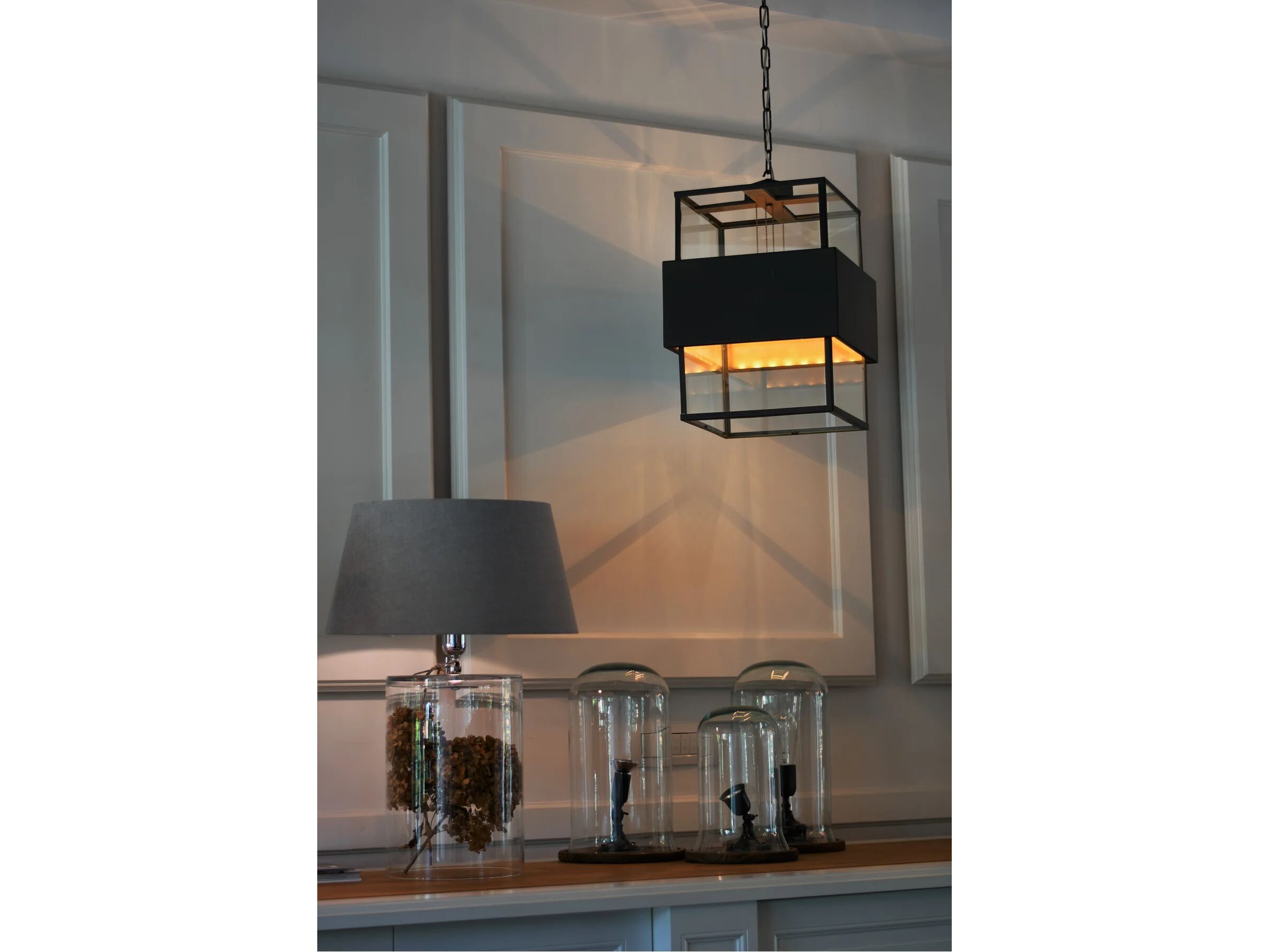 Латунный подвесной светильник Authentage Lighting Q-Bri ARCH-00110852