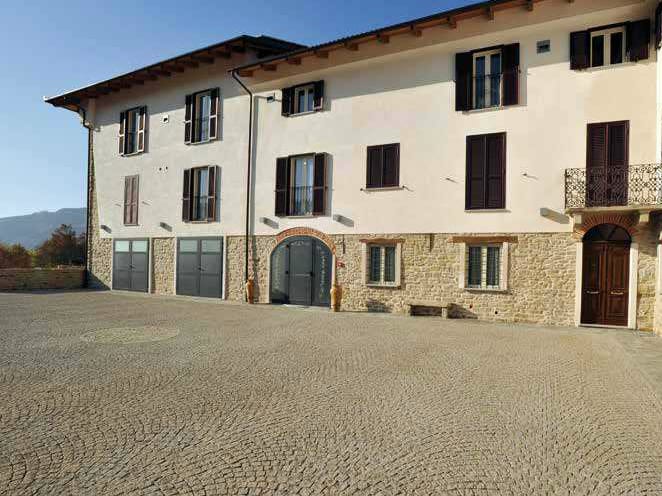 Восстановленный каменный куб PAVESMAC Porfidbloc® ARCH-00064897 - Вид №1