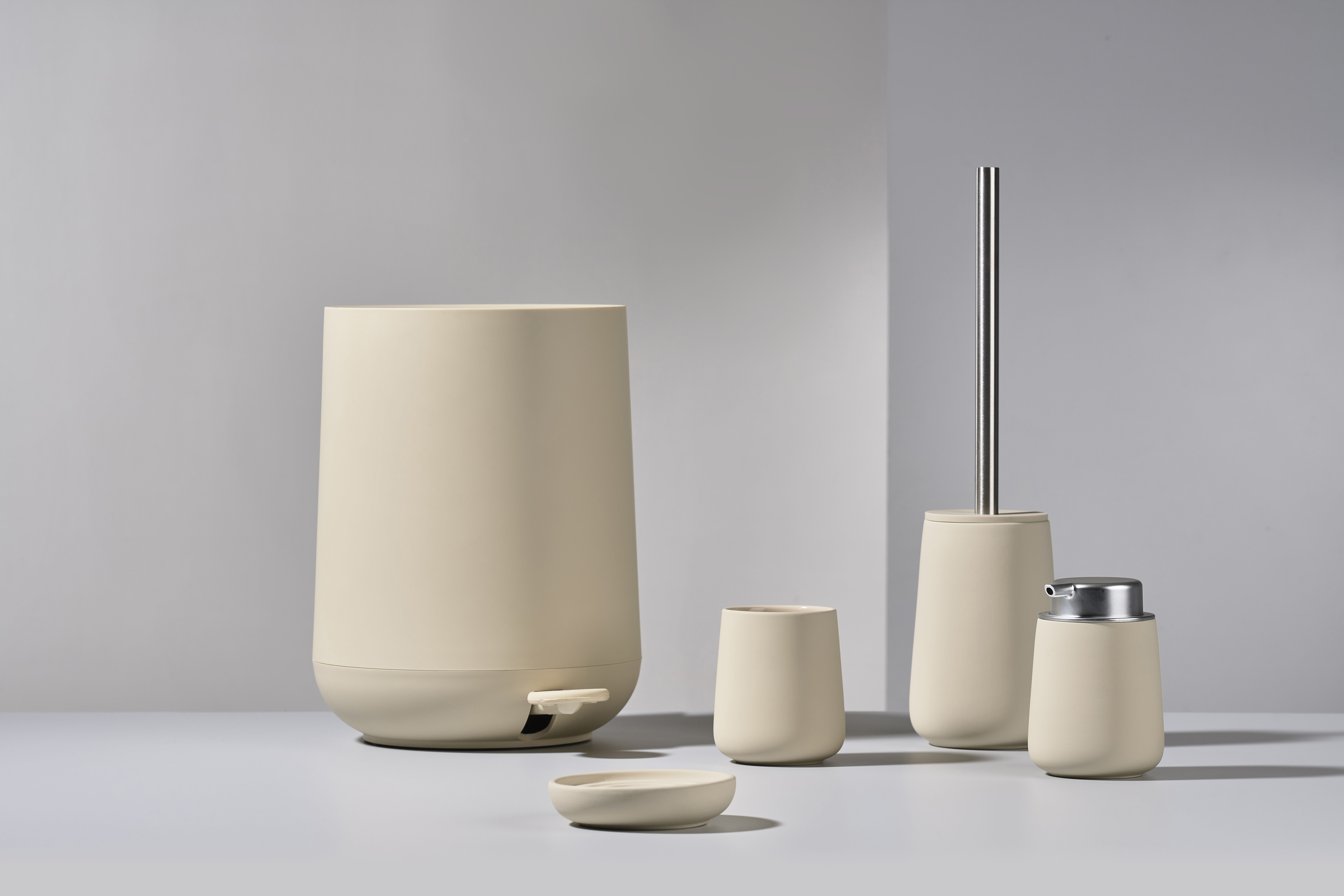 332187 Дозатор для жидкого мыла Zone Denmark Nova - Вид №1