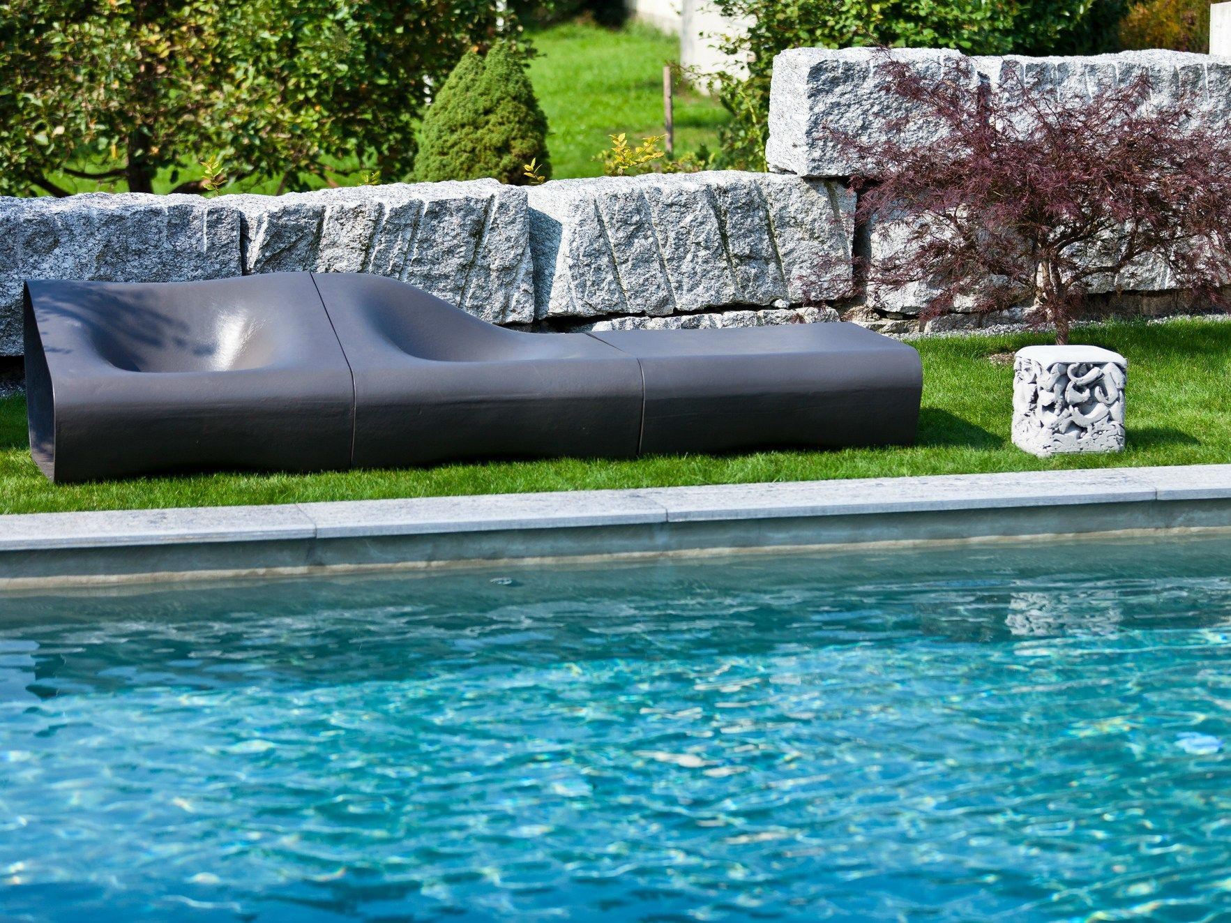 Бетонный низкий садовый стул SWISSPEARL дизайн ARCH-00084434 - Вид №11