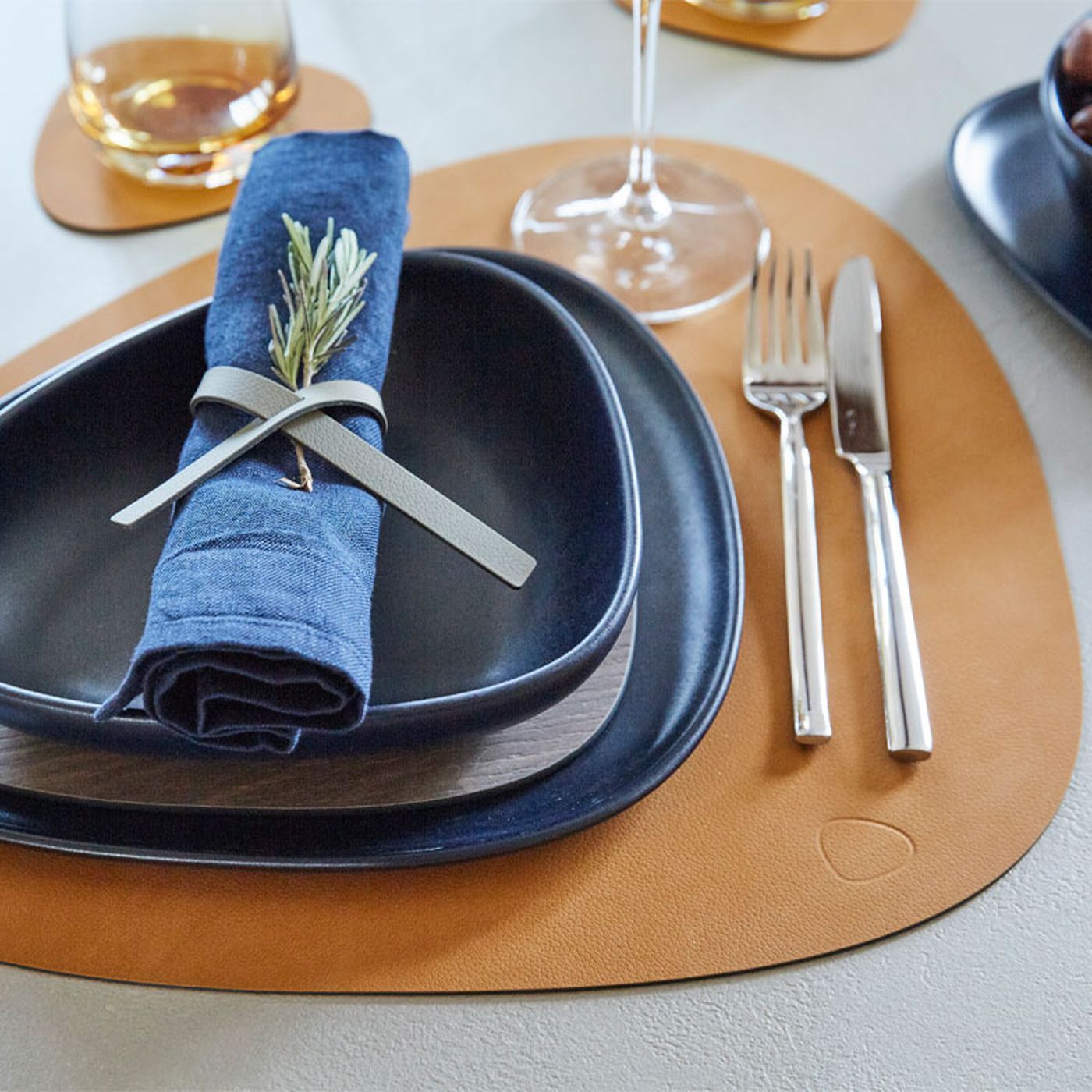 989982 NUPO burned curry подстановочная салфетка фигурная 37x44 см, толщина 1,6 мм;LIND DNA  - Вид №2