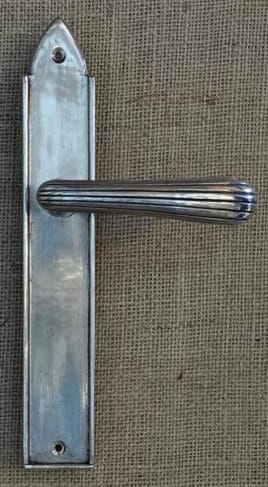 Бронзовая ручка на розетке GIARA ART DESIGN-BRONZE раковина ARCH-00081621 - Вид №9