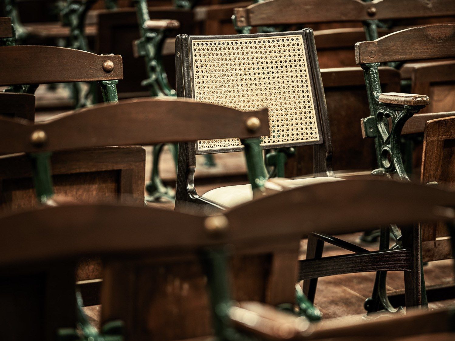 Деревянный стул с мягким сиденьем More Contract Gemma ARCH-00148065 - Вид №3