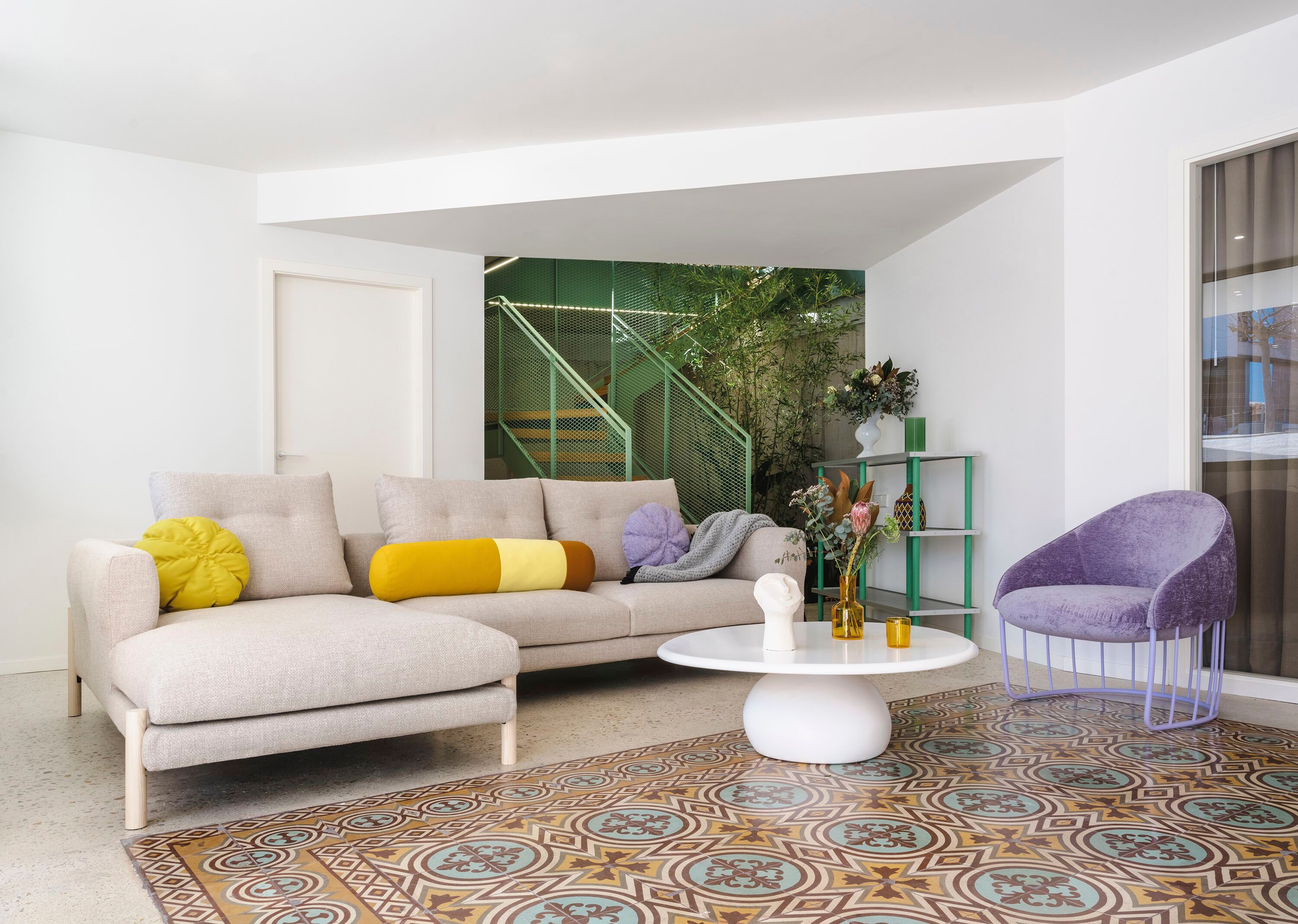 Круглый журнальный столик из композитного материала SANCAL ARCH-00107574 - Вид №10