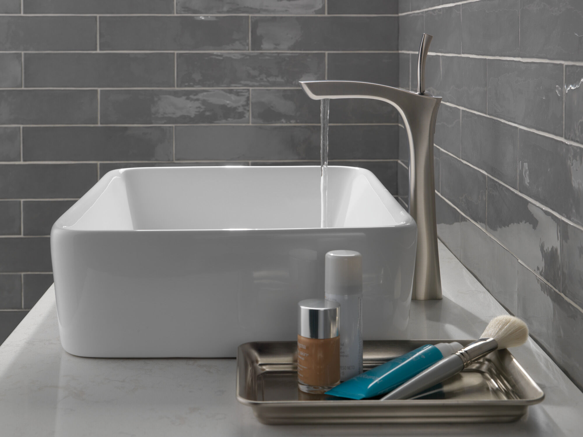 752LF-SS Смеситель для ванной комнаты с одной ручкой Delta Faucet Tesla Нержавеющая сталь - Вид №2