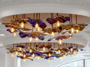 Стеклянный подвесной светильник