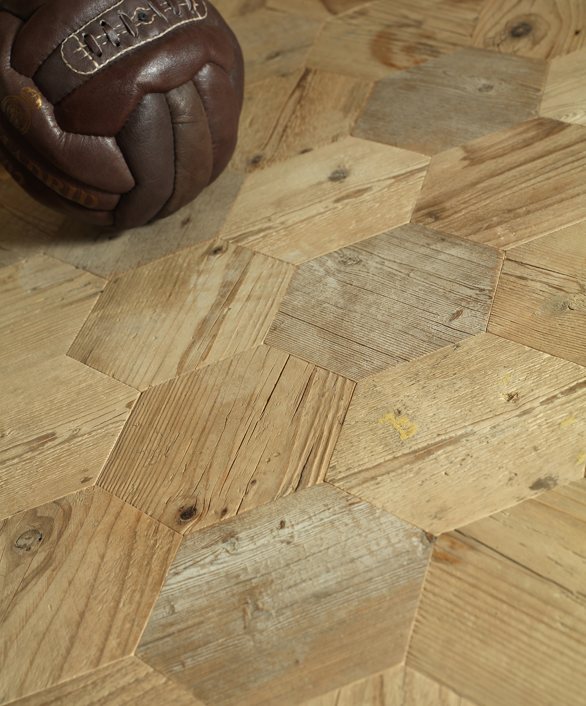 Es2 Tifernoit Старая ель из досок строительных лесов Parquet - Вид №1