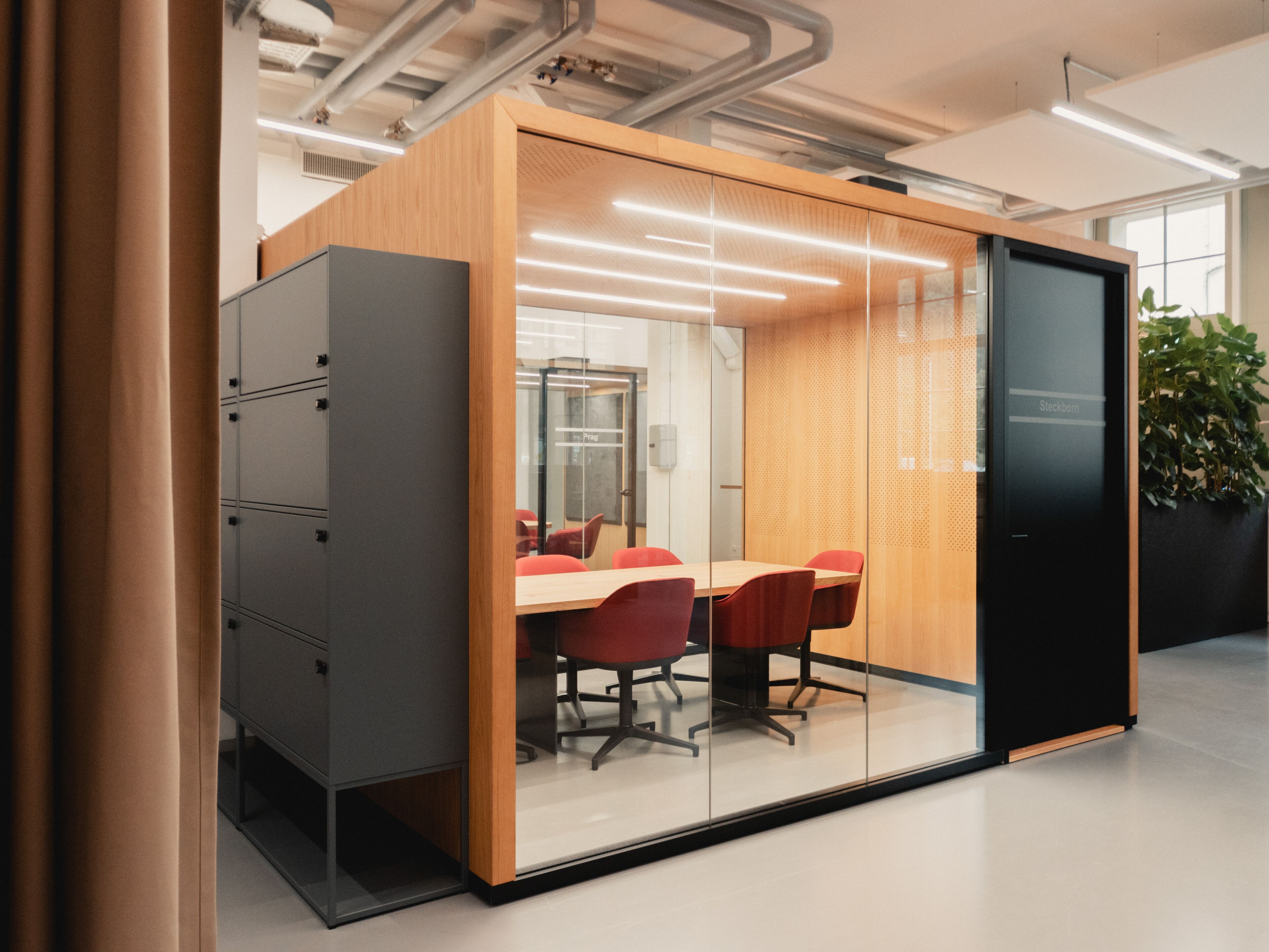 Мультимедийная многосторонняя акустическая офисная кабина Taiga Concept Lohko Flex ARCH-00017384 - Вид №5