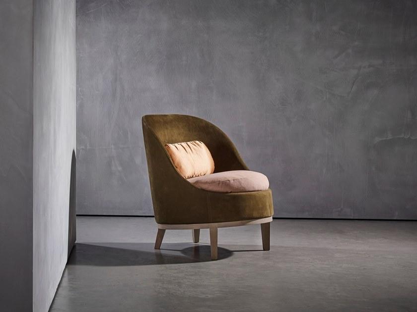 Piet Boon Кресло из ткани с огнестойкой набивкой Belle Pbc 02.02.00. - Вид №1