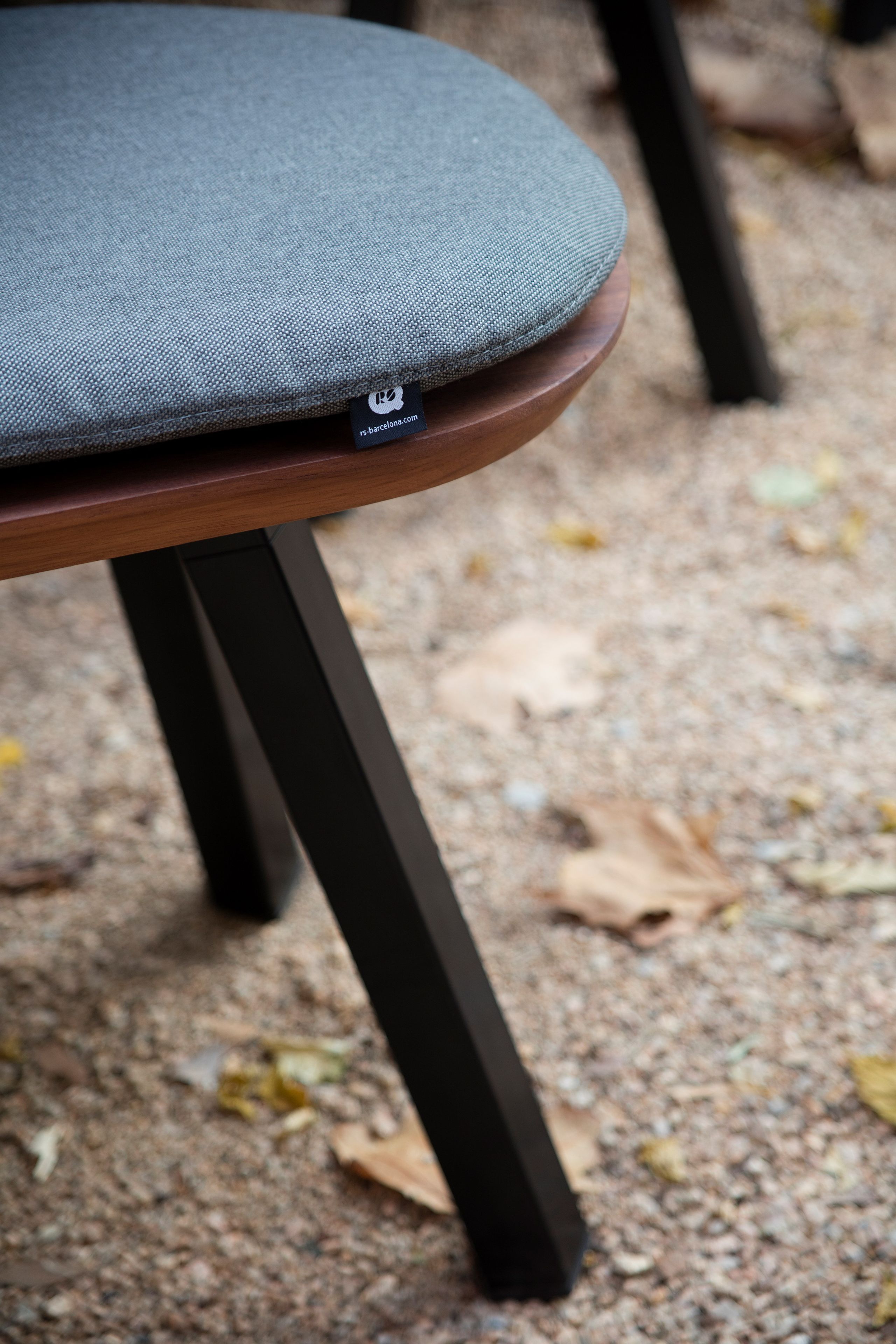 Садовая скамейка Iroko и окрашенная стальная основа RS Barcelona YOU AND ME ARCH-00089048 - Вид №9