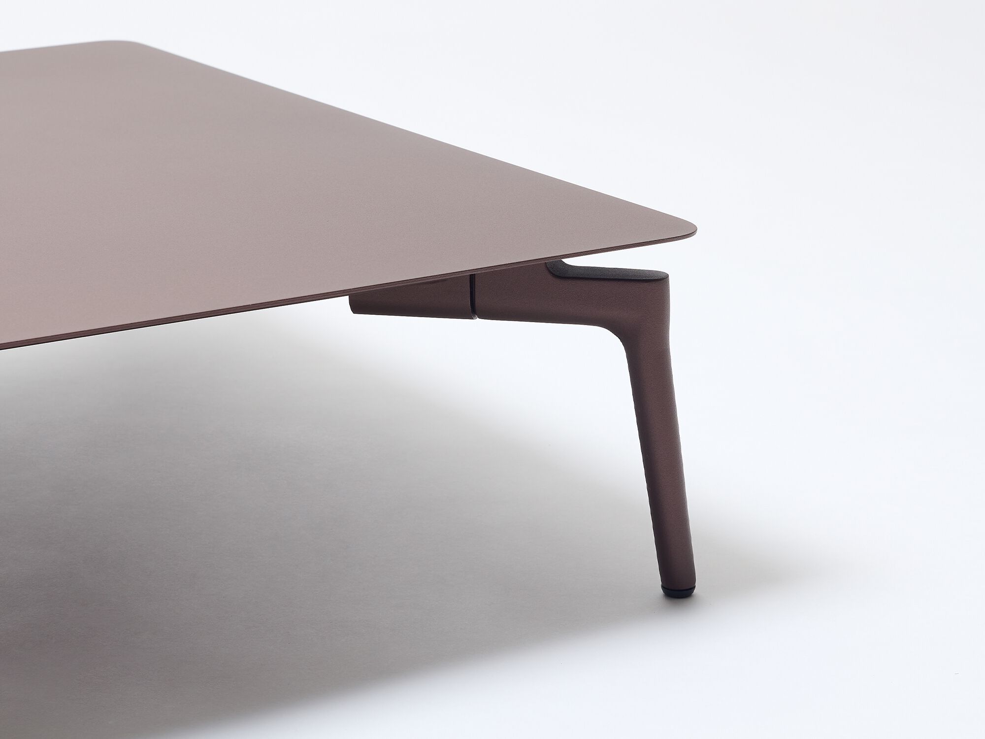 Алюминиевый низкий садовый столик с порошковым покрытием FAST Aikana ARCH-00113639 - Вид №3