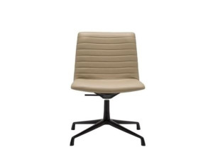 Спицевое вращающееся кресло