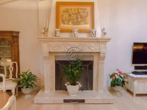 GH LAZZERINI Настенный камин из натурального камня